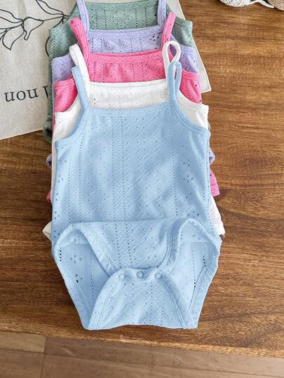 SHEIN LMoss Kids 5 قطع/مجموعة رومبير رضيع بنات صغيرة مصنوعة من الأصواف ذات لون واحد بدون أكمام، للصيف