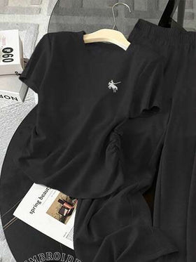 SHEIN مجموعة ملابس علوية أكمام قصيرة رقبة دائرية مطرز وبنطلون طويل خصر مطاطي للنساء 2 قطعة