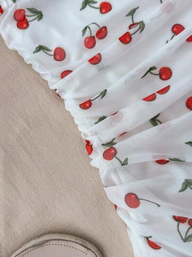 SHEIN فستان كاجوال بحمالات للمراهقات مطبوع بنقشة الكرز