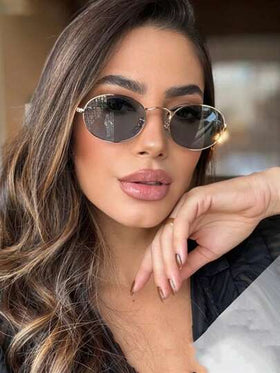 زوج نظارات معدنية بإطار بيضاوي رجعي، متعددة الاستخدامات وأنيقة للنساء