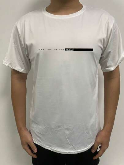 قميص T-shirt كاجوال بأكمام قصيرة من طباعة الحروف والخطوط للرجال