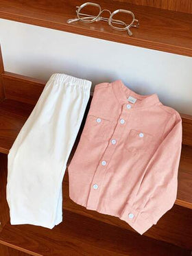 SHEIN مجموعة قميص أزرق فاتح بأكمام طويلة وبنطال بخصر مطاطي للأطفال الصبية، مناسبة لحفلات عيد الميلاد والحفلات المسائية والأعراس وحفلات الاستقبال والمناسبات الخاصة بالأطفال