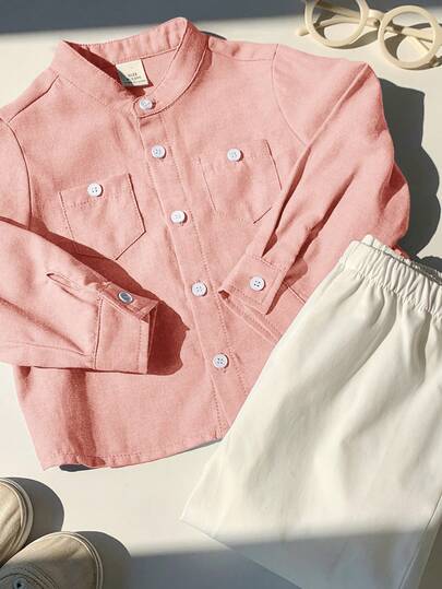 SHEIN مجموعة قميص أزرق فاتح بأكمام طويلة وبنطال بخصر مطاطي للأطفال الصبية، مناسبة لحفلات عيد الميلاد والحفلات المسائية والأعراس وحفلات الاستقبال والمناسبات الخاصة بالأطفال