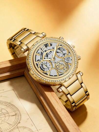 ساعة GUESS متعددة الوظائف للنساء بلون فضي GW0403L2