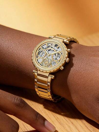 ساعة GUESS متعددة الوظائف للنساء بلون فضي GW0403L2