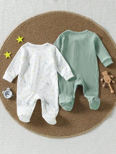 SHEIN Vintaside Kids قطعتان جمبسوت طويلة الأكمام مع قدم للأطفال الرضع الذكور مع إغلاق بأزرار، بلون أخضر نعناعي وعاجي مطبوع بالنجوم والقمر