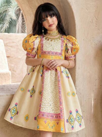 SHEIN رمضان فستان كاجوال بياقة مستديرة وأكمام منتفخة بطبعات زهور صغيرة للفتيات الصغيرات