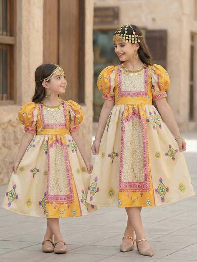 SHEIN رمضان فستان كاجوال بياقة مستديرة وأكمام منتفخة بطبعات زهور صغيرة للفتيات الصغيرات