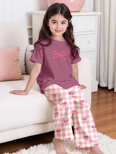 SHEIN بناطيل منزلية ذات تصميم ضيق وكم قصير بياقة طاقم ، مناسبة للفتيات الصغيرات في الصيف