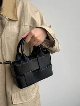 حقيبة دلو منسوجة على الطراز الكوري الأنيق للنساء، حقيبة كتف/متقاطعة عصرية، وصول جديد ربيع 2025