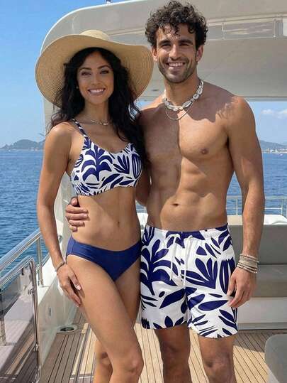 Manfinity Swimmode شورتات شاطئ كاجوال للرجال بطباعة ألوان متباينة
