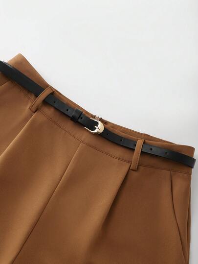 SHEIN Franclia ملابس علوية مطرزة أنيقة بأكمام قصيرة وشورت ذو ساق واسعة مزين بحزام بني 2 قطعة، متعددة الاستخدامات للارتداء اليومي والتنقل، للنساء في الربيع والصيف