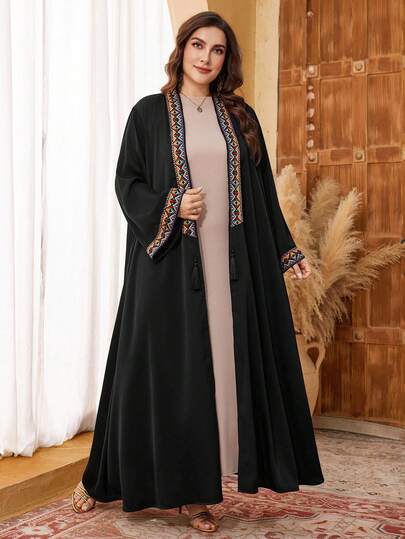 Al Najma رمضان عباءة أبايا فضفاضة طويلة الأكمام سوداء مزينة بالشريط والشراريب للمرأة البدينة