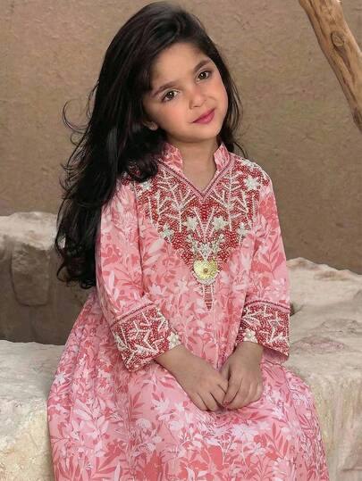 SHEIN رداء فضفاض على شكل حرف A مع أكمام 3/4 وذيل مشقوق، أزرق وأخضر