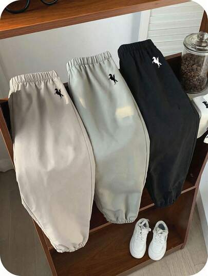 SHEIN 3 قطع بنطلون رياضي كاجوال للأولاد الصغار بألوان أسود وخاكي وأخضر، مناسب للارتداء اليومي، المدرسة، الخروجات، الرياضة، الربيع/الصيف/الخريف/الشتاء