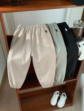 SHEIN 3 قطع بنطلون رياضي كاجوال للأولاد الصغار بألوان أسود وخاكي وأخضر، مناسب للارتداء اليومي، المدرسة، الخروجات، الرياضة، الربيع/الصيف/الخريف/الشتاء