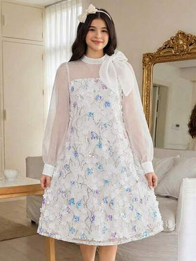 SHEIN فستان أنيق للمراهقات مزين بالترتر والتطريز الزهري مع أكمام منتفخة من الأورجانزا بتصميم A-line مع زخرفة الفيونكة