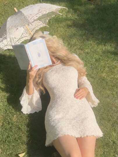 SHEIN MOD فستان قصير أنيق للنساء بياقة مستديرة وأكمام واسعة وظهر مكشوف ومزين بالدانتيل