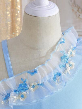 SHEIN Glamorique Kids فستان أنيق أنثوي بدون أكمام مزين بفيونكة