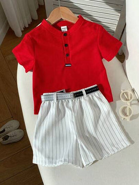 SHEIN مجموعة قميص بولو أحمر الياقة وشورت مخطط أبيض للأطفال الصيفية الكاجوال، مناسبة لحفلات عيد الميلاد والحفلات المسائية والأعراس وحفلات استقبال المواليد وعيد الميلاد الأول