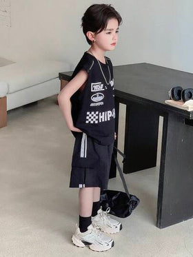 Dazy Kids شورت فضفاض مع جيوب جانبية وخطوط جانبية للأولاد المراهقين