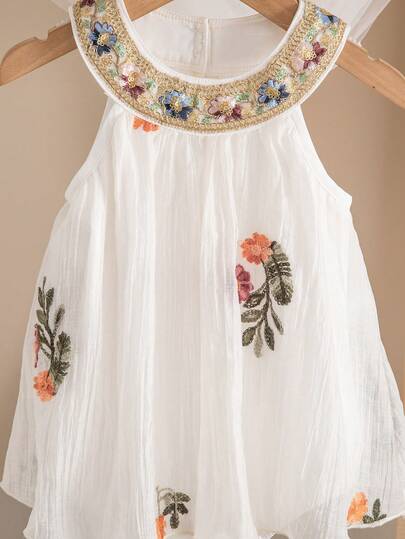 SHEIN رومبير رومبر فضفاضة للأطفال الرضع البنات مزينة بشريط مطرز أنيق وجميل، أبيض عاجي