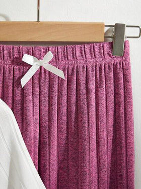 بيجامات للبنات المراهقات - طقم بيجامة مكون من قطعتين للصيف، توب بياقة طاقم وأكمام مكشكشة مطبوع عليه الكرز، وبنطلون طويل بخصر مطاطي مريح، قماش خفيف مثالي للاستخدام المنزلي والعطلات 2026