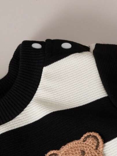 SHEIN طقم ملابس كاجوال للطفل الرضيع الصبي، ملابس علوية كم طويل بياقة طاقم مخطط باللون الأزرق الكحلي والبرتقالي الفاتح مزين بتطريز دب، مقترن مع بنطلون أزرق كحلي، مناسب للربيع والخريف