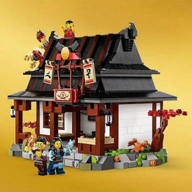 LEGO إصدار الذكرى السنوية ال- 15 لمطرقة الأسلحة الأربعة71858