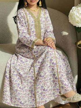 SHEIN فستان كاجوال طويل فضفاض للبنات المراهقات مطبوع بنقوش زهور بياقة على شكل حرف V، بتطريز معدني، فستان أرابي بسيط بأكمام طويلة، محتشم