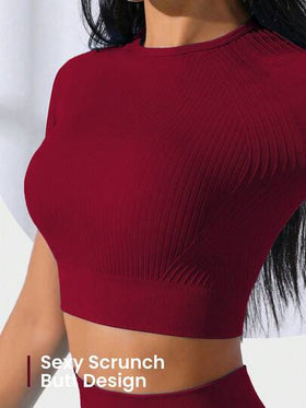 SHEIN Core Rhythm طقم رياضي للنساء يتكون من ملابس علوية قصيرة الأكمام وبنطال طويل عالي الخصر، قطعتان مصنوعتان من قماش مرن لا يترك خطوط، مناسب للتمارين الرياضية والنشاطات الرياضية