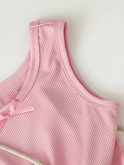 SHEIN فستان أطفال بناتي كاجوال أحادي اللون بدون أكمام مع زخرفة فراشة ثلاثية الأبعاد، ناعم ومريح، صيفي