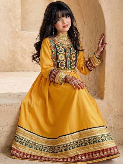 SHEIN فستان متوسط الطول مطبوع للفتيات المراهقات