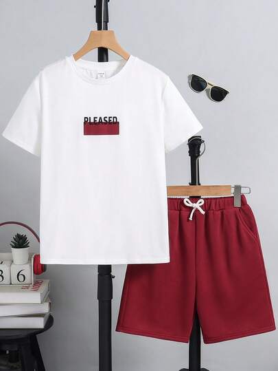 SHEIN مجموعة من قميص كم قصير مطبوع عليه حرف متباين وشورت للأولاد المراهقين، مريحة وعملية وبسيطة ومتعددة الاستخدامات، ناعمة وقابلة للارتداء اليومي، للمدرسة والسفر والرياضة في فصلي الربيع والصيف، قطعتان