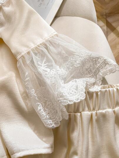 Elladie kids مجموعة ملابس علوية كاجوال مع أكمام مزينة بالدانتيل وشورت كاجوال بلون واحد للفتيات المراهقات 2 قطعة