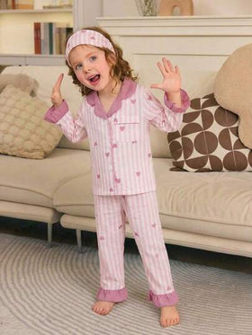 SHEIN Vintaside Kids مجموعة بنطلون وكارديجان بأكمام طويلة مطبوعة بخطوط وقلوب للفتيات الصغيرات، ملابس منزلية مريحة وكاجوال، قطعتان