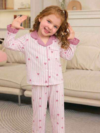 SHEIN Vintaside Kids مجموعة بنطلون وكارديجان بأكمام طويلة مطبوعة بخطوط وقلوب للفتيات الصغيرات، ملابس منزلية مريحة وكاجوال، قطعتان