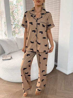 SHEIN Napfluff طقم بيجامة نسائية قصير الأكمام مزين بطبعات حيوانية، أزرار أمامية وجيوب، ملابس منزلية مريحة