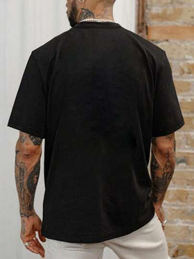 تي شيرت كاجوال للرجال بياقة طاقم وأكمام قصيرة بطباعة حرف ، صيفي