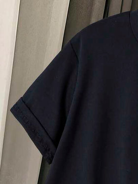 SHEIN Mirajuku طقم بلوزة سوداء وشورت أخضر كاجوال للمراهقين الأولاد، إطلالة عصرية