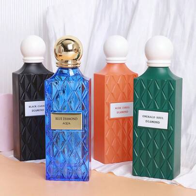 زيت عطري كلاسيكي للأعياد بلون اللؤلؤ الرمادي والماس، منعش ومزيل للروائح، بنكهة عربية ، يعزز الجاذبية للاستخدام اليومي، هدية مثالية للأصدقاء