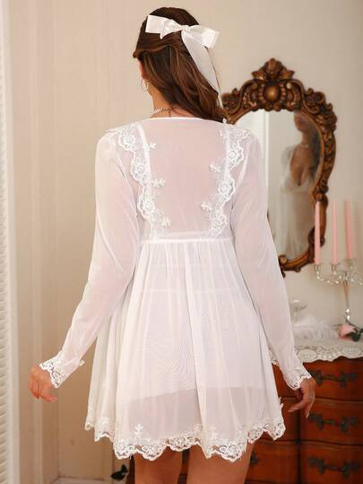 SHEIN 3 قطع مجموعة ثوب نوم سيدات مطرز بالشبك بتصميم عروس، لاسلكي وجذاب