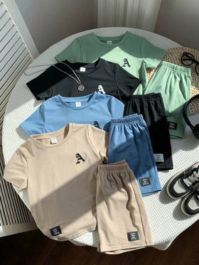 SHEIN 8 قطعة/مجموعة مجموعة قميص وشورت قصير الأكمام مريحة وعملية للأولاد، بطباعة حرفية، مناسبة للربيع/الصيف، للارتداء اليومي، للرياضة، للخروجات، للمدرسة، للتجمعات، للعطلات، للتصوير الفوتوغرافي، للعودة إلى المدرسة