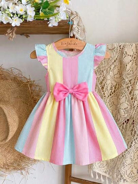 SHEIN Playful Pals فستان للبنات من عمر 6 أشهر إلى 3-2 سنوات، بتصميم شريطي عمودي متعدد الألوان على طراز عقدة الفراشة ، مع عقدة وردية ثلاثية الأبعاد وتصميم أكمام طائرة صغيرة، من قماش رقيق، بطراز أميرة جميل، مناسب لحفلات عيد الميلاد والاستخدام اليومي في الخا