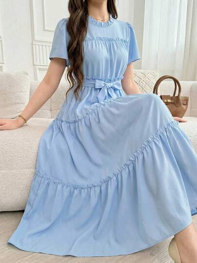 SHEIN فستان قصير الأكمام مزين بأزرار ياقة، قطع ملونة، نسيج جاكار على الحافة