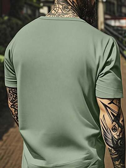 قميص T-shirt كاجوال للرجال ذو أكمام قصيرة منخفضة الكتف بطباعة رسوم حرفية للصيف