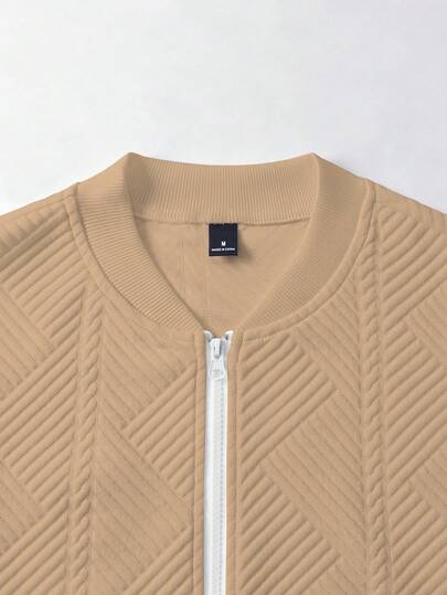 Manfinity CasualCool بلوزة رياضية طويلة الأكمام مزينة بنسيج مموج وسحاب للرجال للارتداء اليومي