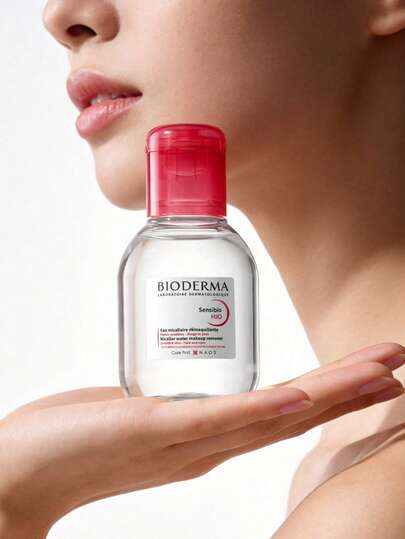 Bioderma ماء ميسيلار سانسيبيو H2O، مناسب لجميع أنواع البشرة، ماء تنظيف لطيف، حجم السفر 100مل/3.38 أونصة