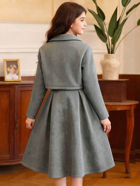 SHEIN طقم جاكيت قصيرة على الطراز الفرنسي وفستان كاجوال أنيق بسيط مناسب للفتيات المراهقات، مناسب للربيع والخريف