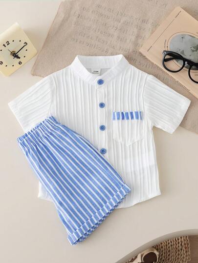 SHEIN مجموعة ملابس عيد الأم الأول للطفل - قميص أبيض مخطط بأكمام قصيرة مع طوق وجيب، مقترن مع شورت فضفاض كاكي، قطعتان